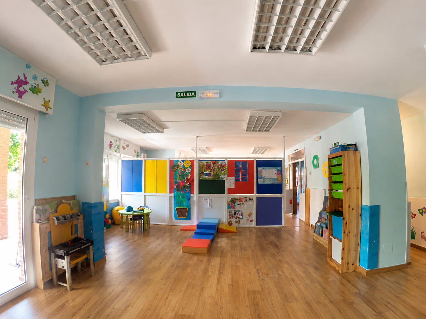 Vista interior de la escuela